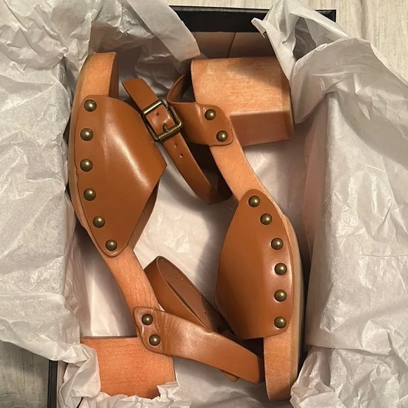 Lulu's Brown Leather Mules with Wooden Platform Size 9 - Picture 8 of 8